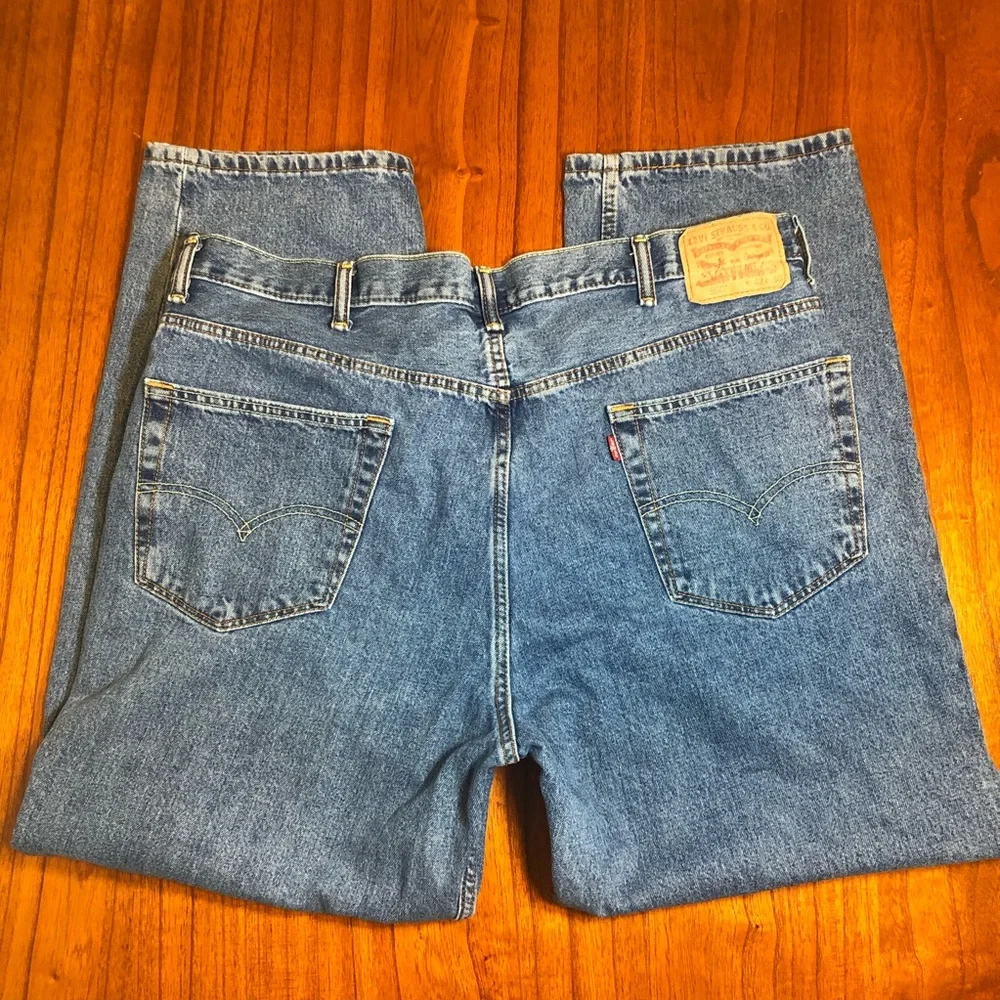 Levi’s 550 relaxed fit jeans